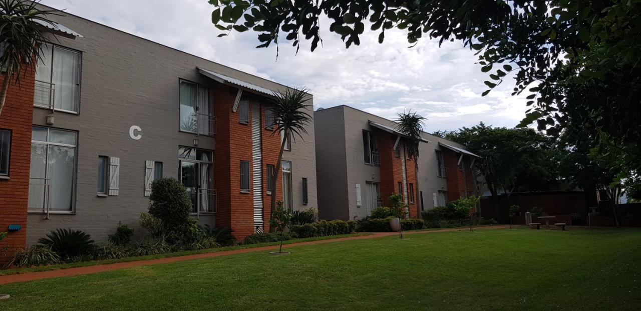 הארטביספורט Villa Paradiso מראה חיצוני תמונה